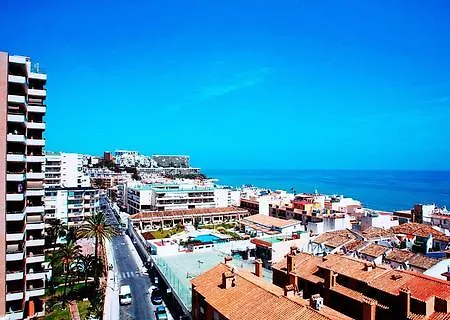 Palm Carihuela מלון טורמולינוס